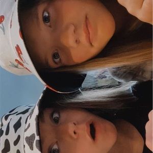 Meet your Posher, Kaelyn